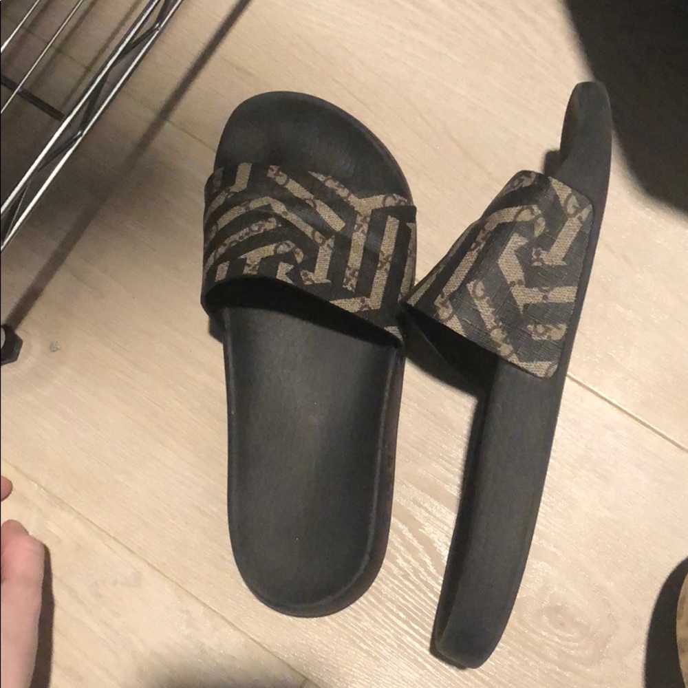 Authentic Gucci flops - Picture 3 of 7